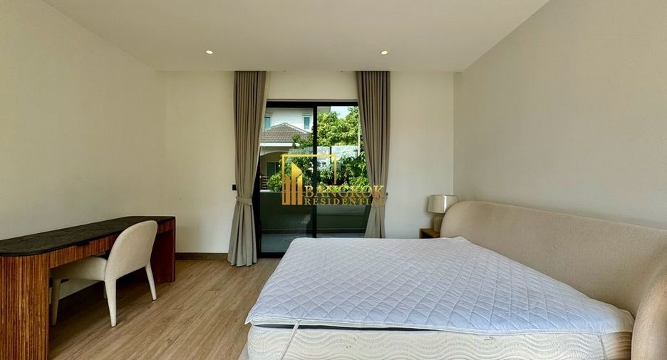 À louer 4 chambres villa à Watthana, Bangkok