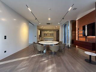 Haus zur Miete mit 5 Zimmer in Saphan Sung, Bangkok