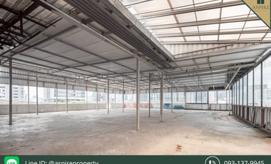 For rent retail Space in Watthana, Bangkok