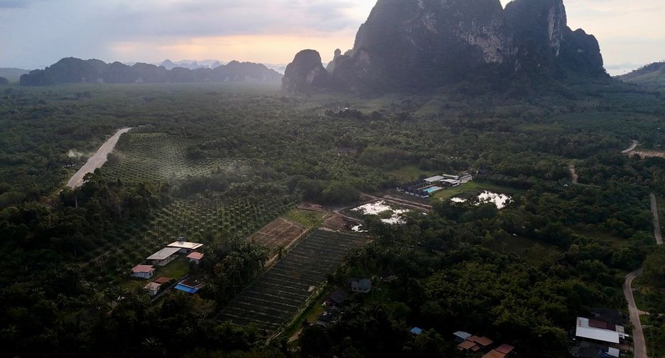 À vendre terrain à Mueang Krabi, Krabi
