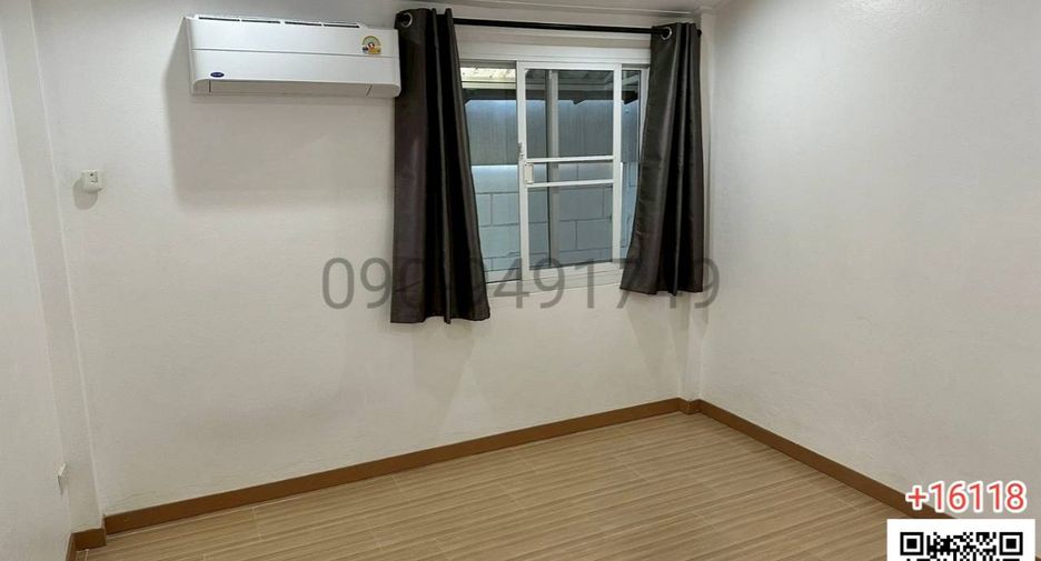 Haus zur Miete mit 3 Zimmer in Saphan Sung, Bangkok