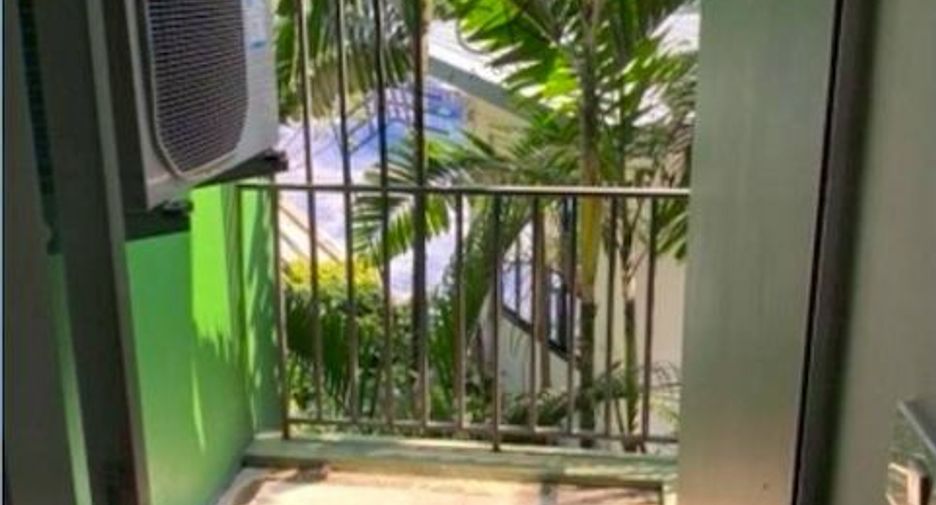 For sale 1 bed condo in Khan Na Yao, Bangkok