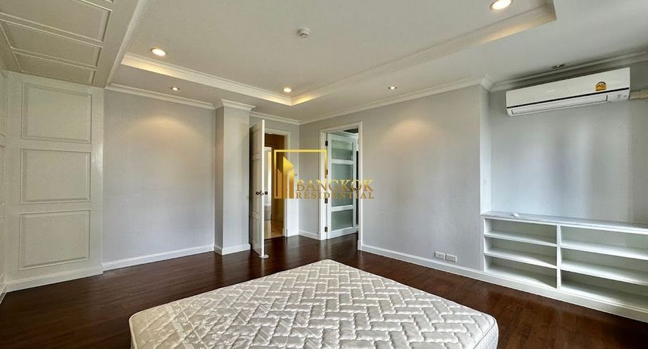 À louer 4 chambres appartement à Khlong Toei, Bangkok