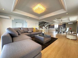 Apartamento en alquiler de 4 habitaciones en Watthana, Bangkok