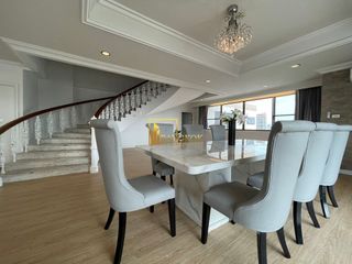 Apartamento en alquiler de 4 habitaciones en Watthana, Bangkok