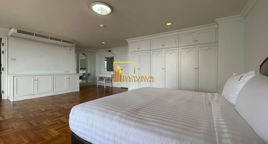 À louer 4 chambres appartement à Watthana, Bangkok