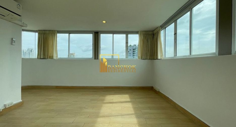 À louer 4 chambres appartement à Watthana, Bangkok