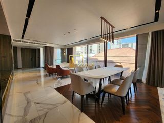 For rent 3 bedrooms apartment in Khlong Toei, Bangkok
