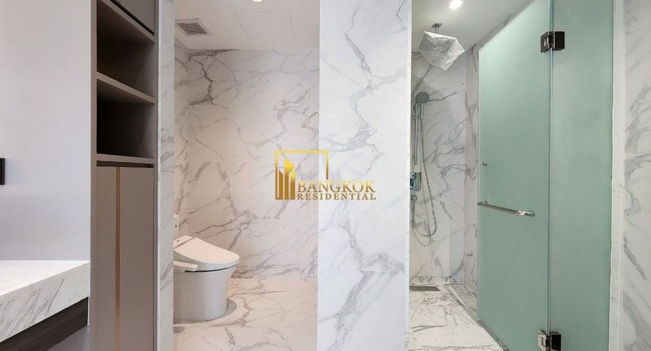For rent 3 bedrooms apartment in Khlong Toei, Bangkok