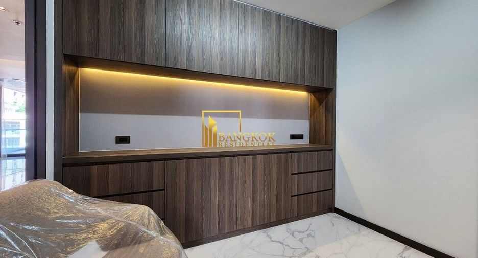 For rent 3 bedrooms apartment in Khlong Toei, Bangkok
