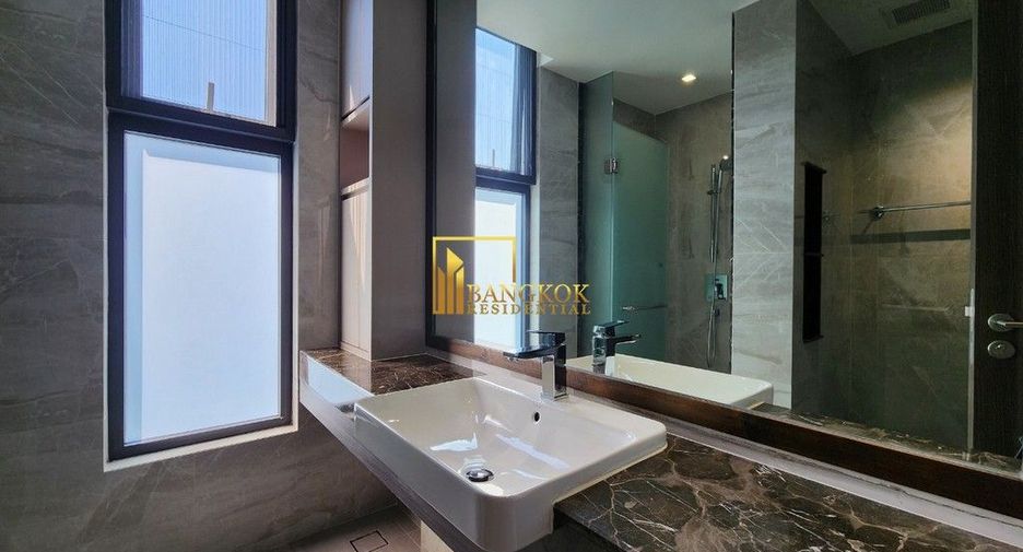 For rent 3 bedrooms apartment in Khlong Toei, Bangkok