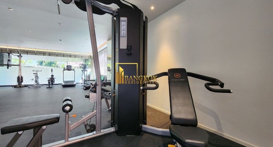 For rent 3 bedrooms apartment in Khlong Toei, Bangkok