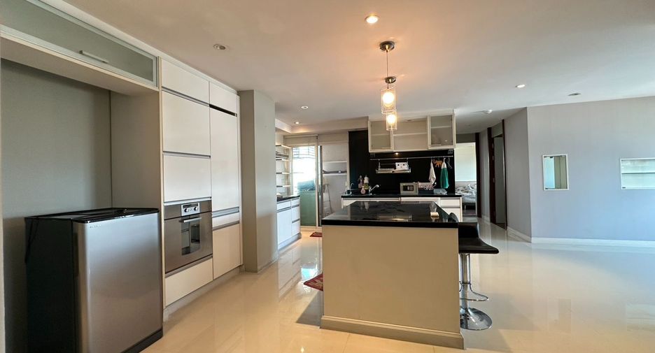 Wohnung zum Kauf mit 2 Zimmer in Yan Nawa, Bangkok