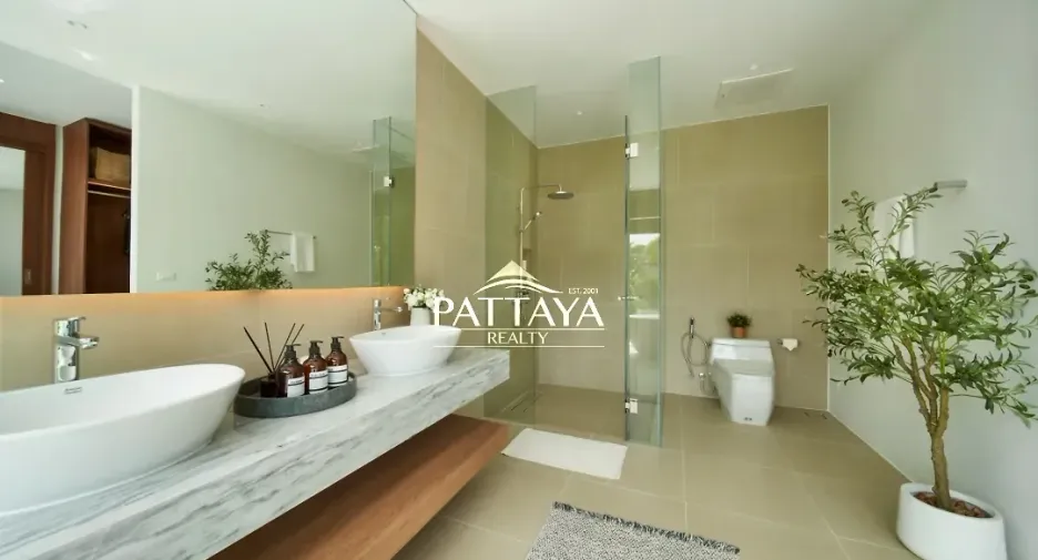 Villa en venta de 2 habitaciones en Sattahip, Chonburi