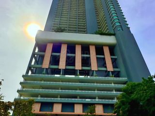 For rent 3 bedrooms condo in Bang Kho Laem, Bangkok
