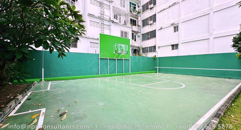 For rent 3 bedrooms condo in Bang Kho Laem, Bangkok