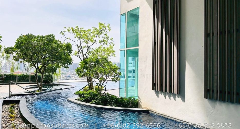 For rent 3 bedrooms condo in Bang Kho Laem, Bangkok