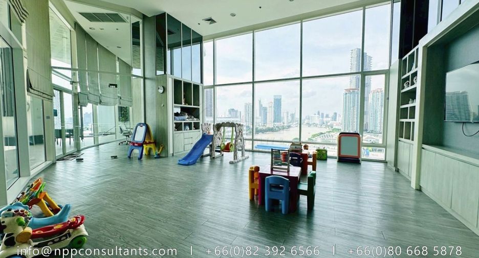 For rent 3 bedrooms condo in Bang Kho Laem, Bangkok