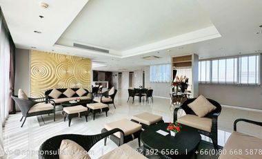 Condo en alquiler de 3 habitaciones en Bang Kho Laem, Bangkok