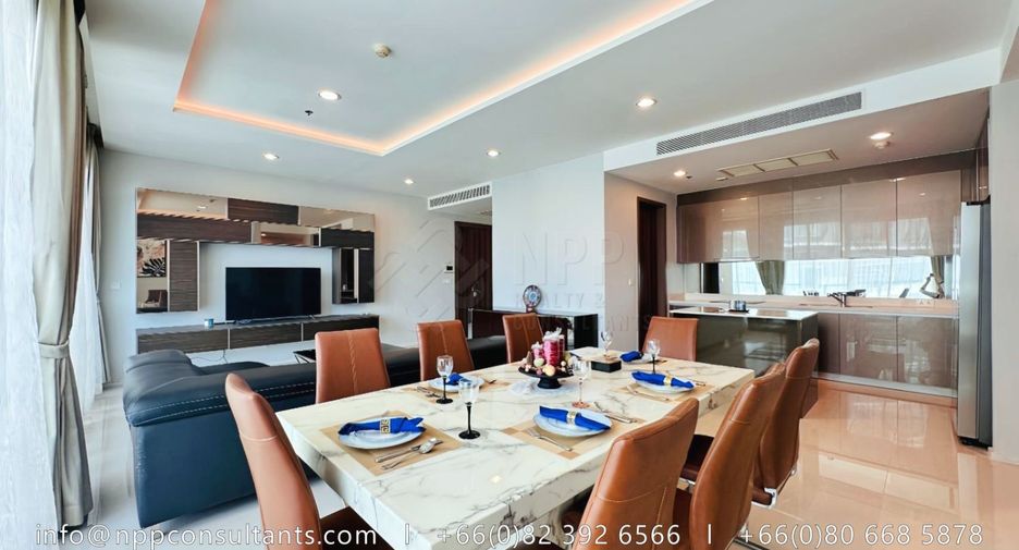 For rent 3 bedrooms condo in Bang Kho Laem, Bangkok