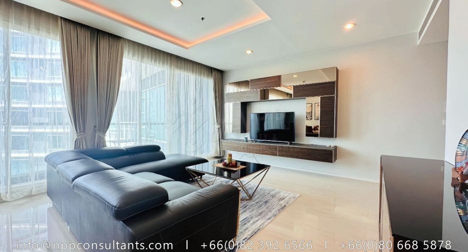 For rent 3 bedrooms condo in Bang Kho Laem, Bangkok
