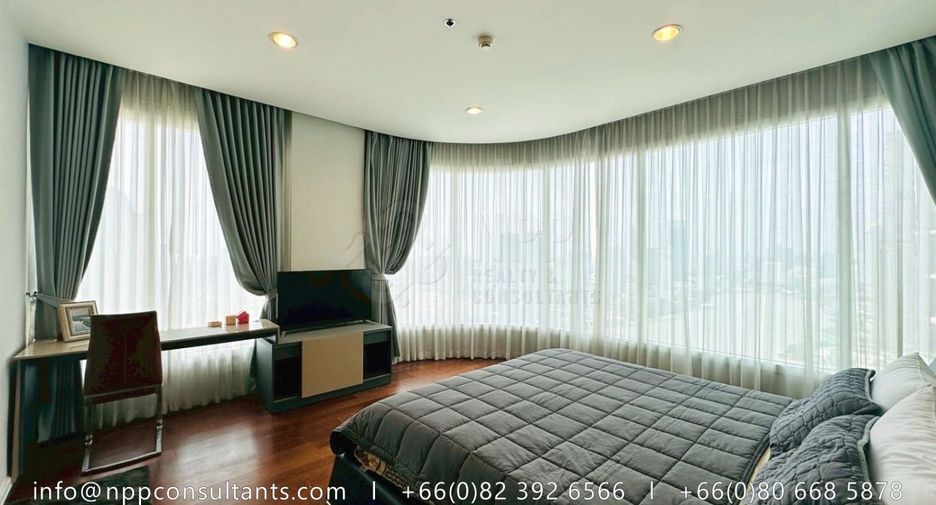 For rent 3 bedrooms condo in Bang Kho Laem, Bangkok