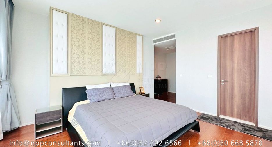 For rent 3 bedrooms condo in Bang Kho Laem, Bangkok