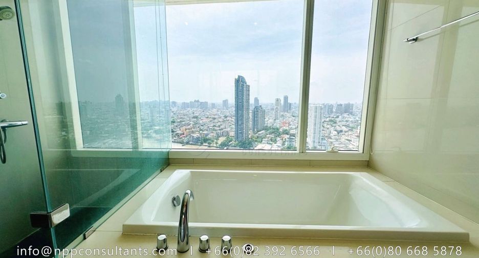 For rent 3 bedrooms condo in Bang Kho Laem, Bangkok
