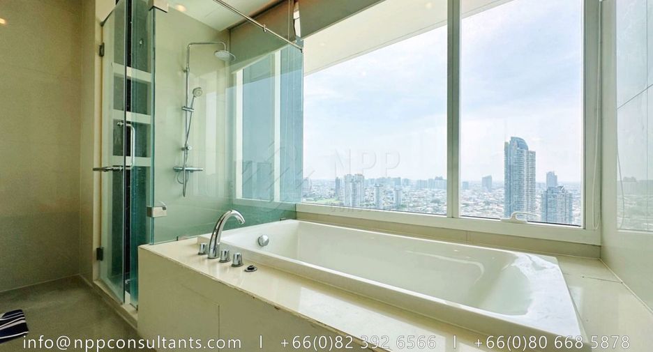For rent 3 bedrooms condo in Bang Kho Laem, Bangkok