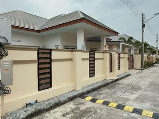 Villa zur Miete mit 3 Zimmer in Bang Lamung, Chonburi