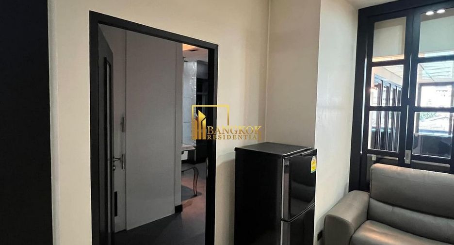Casa en alquiler de 5 habitaciones en Khlong Toei, Bangkok