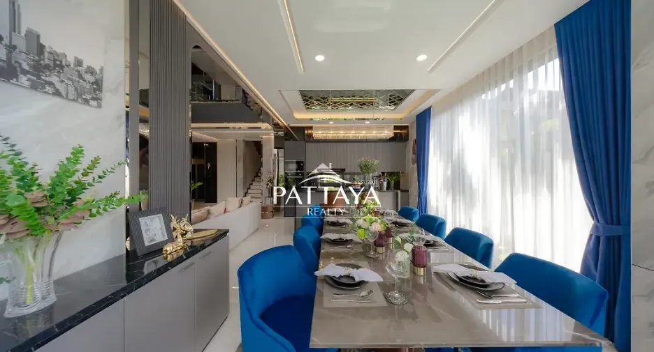 À vendre 5 chambres villa à Bang Lamung, Chonburi