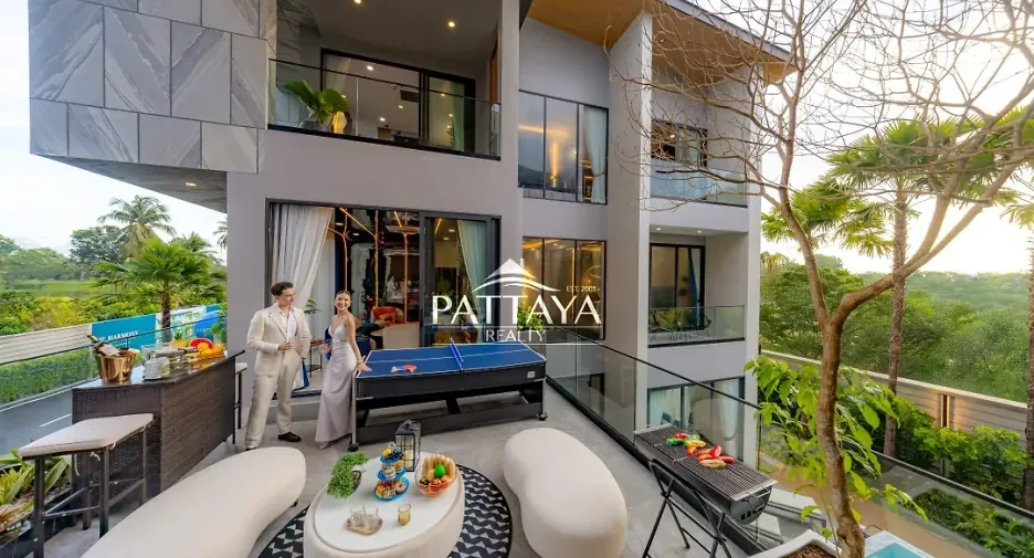 À vendre 5 chambres villa à Bang Lamung, Chonburi