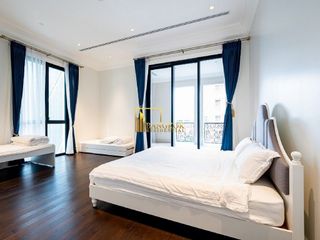 For rent 2 bedrooms condo in Pathum Wan, Bangkok