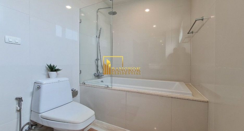 For rent 4 bedrooms apartment in Watthana, Bangkok