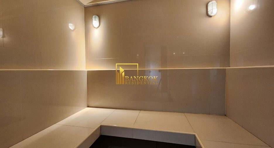 For rent 4 bedrooms apartment in Watthana, Bangkok