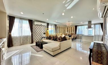For rent 4 bedrooms serviced apartment in Watthana, Bangkok