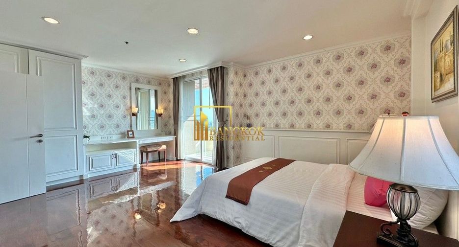 ให้เช่า 4 ห้องนอน เซอร์วิสอพาร์ตเมนต์ ใน วัฒนา, กรุงเทพฯ