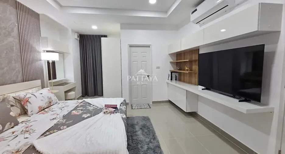 For sale 1 bed condo in Bang Lamung, Chonburi