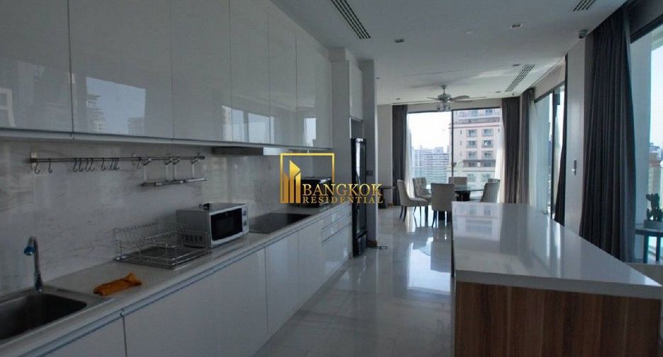 Wohnung zur Miete mit 3 Zimmer in Watthana, Bangkok
