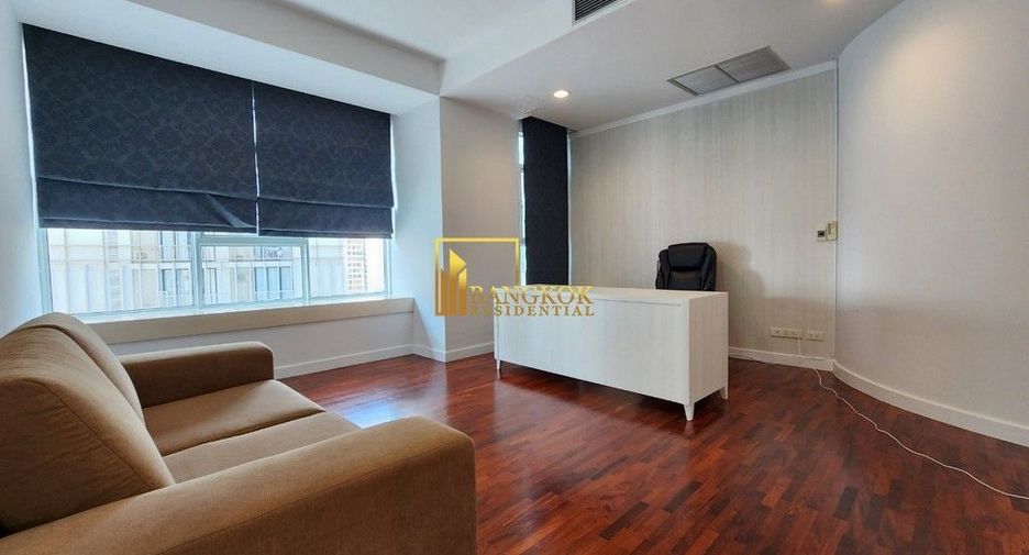 Apartamento en alquiler de 4 habitaciones en Khlong Toei, Bangkok