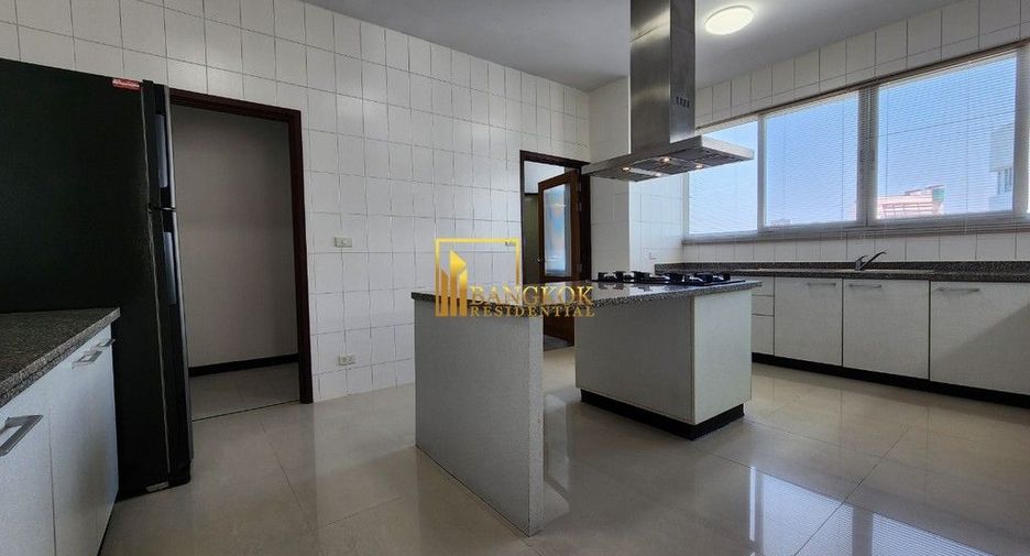 Apartamento en alquiler de 4 habitaciones en Khlong Toei, Bangkok