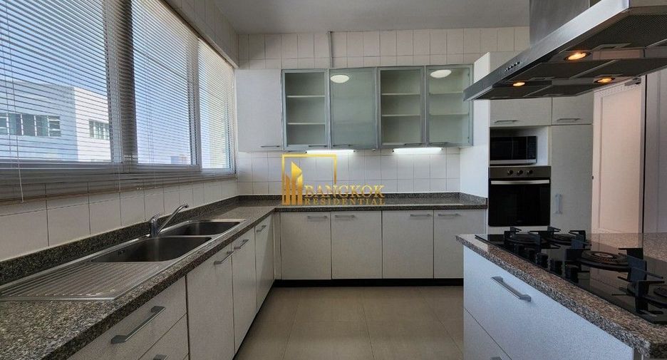 Apartamento en alquiler de 4 habitaciones en Khlong Toei, Bangkok