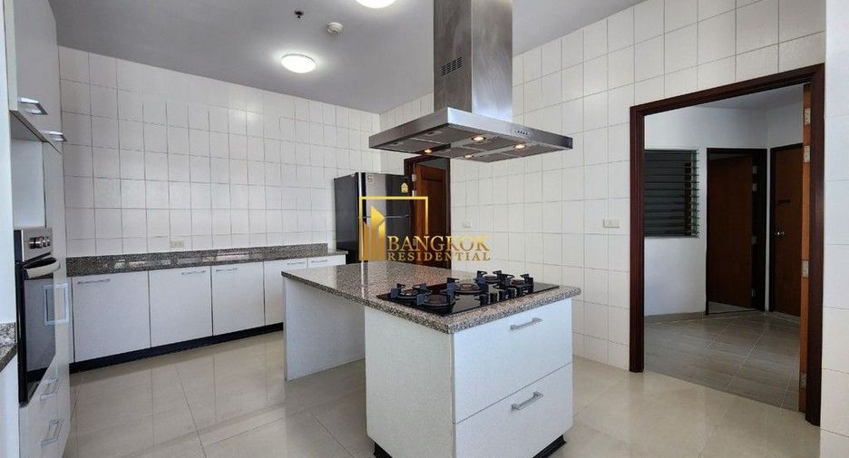 Apartamento en alquiler de 4 habitaciones en Khlong Toei, Bangkok