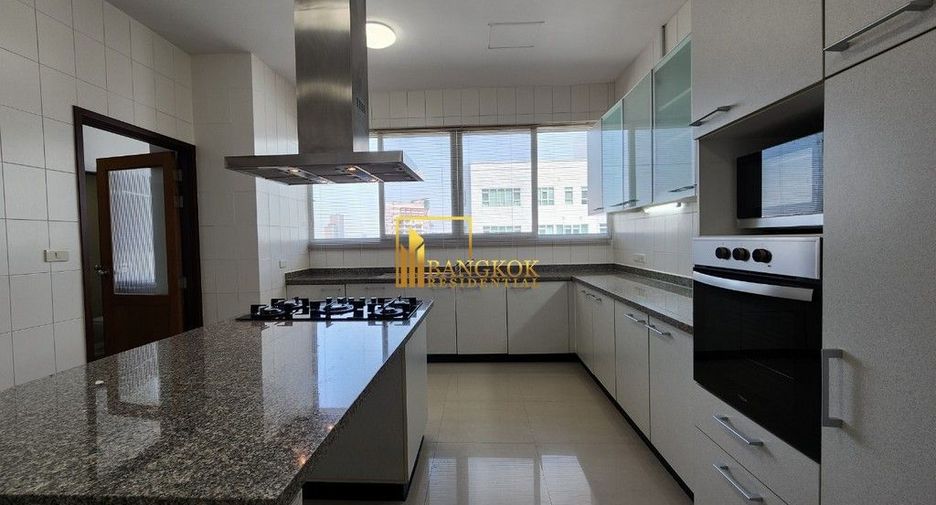 Apartamento en alquiler de 4 habitaciones en Khlong Toei, Bangkok