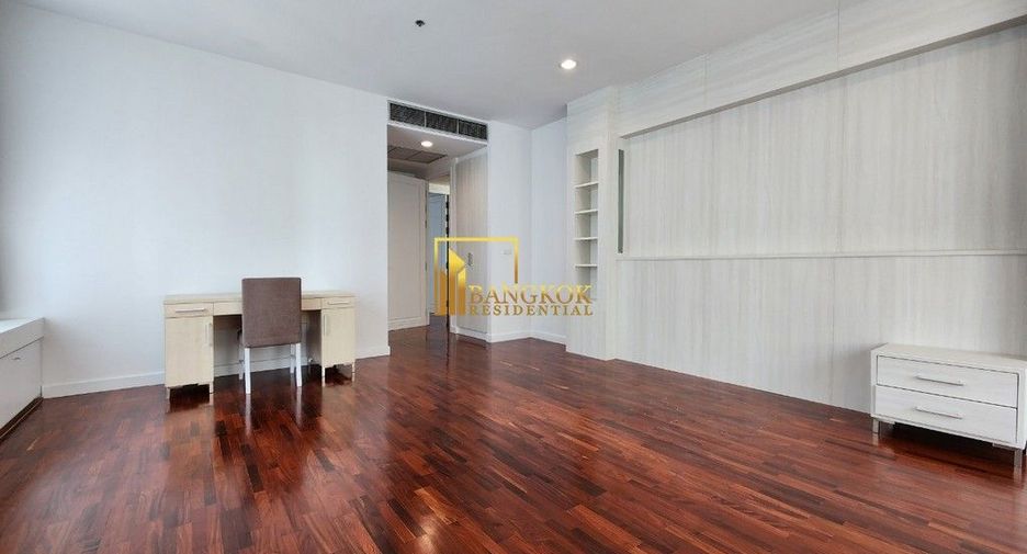 Apartamento en alquiler de 4 habitaciones en Khlong Toei, Bangkok