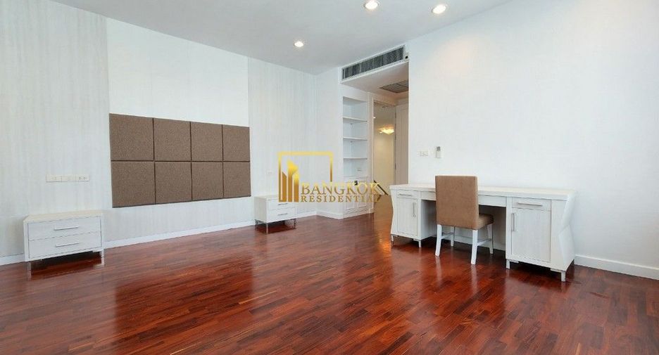 Apartamento en alquiler de 4 habitaciones en Khlong Toei, Bangkok