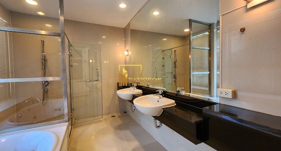 Apartamento en alquiler de 4 habitaciones en Khlong Toei, Bangkok