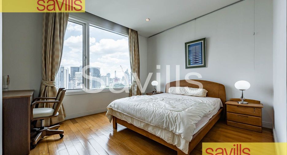 Condo en venta de 3 habitaciones en Sathon, Bangkok