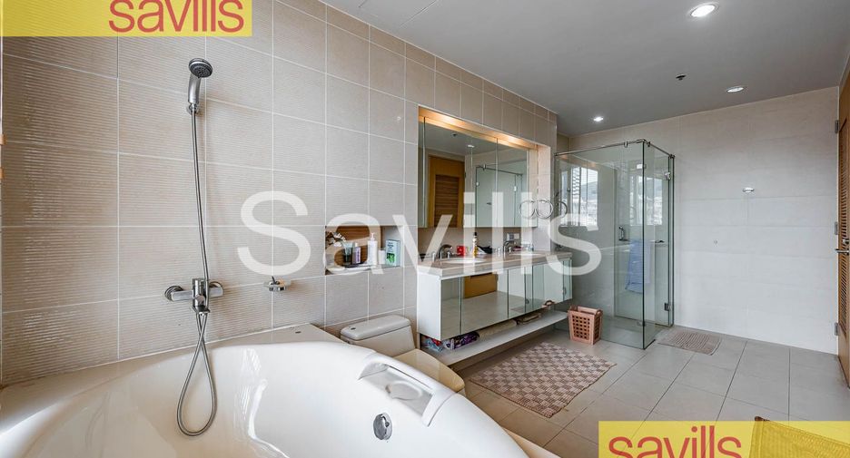 Condo en venta de 3 habitaciones en Sathon, Bangkok
